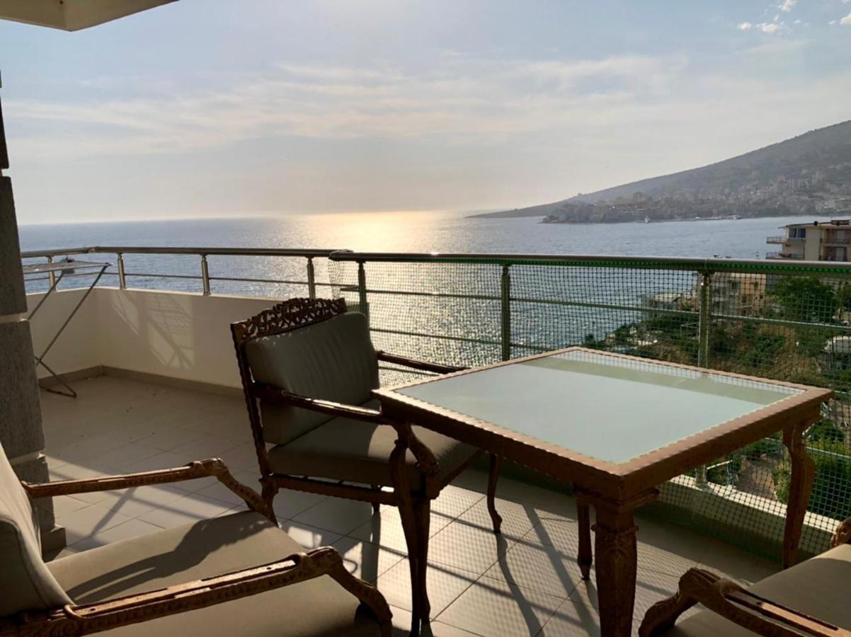 Lorenso Guest House Sarandë Esterno foto
